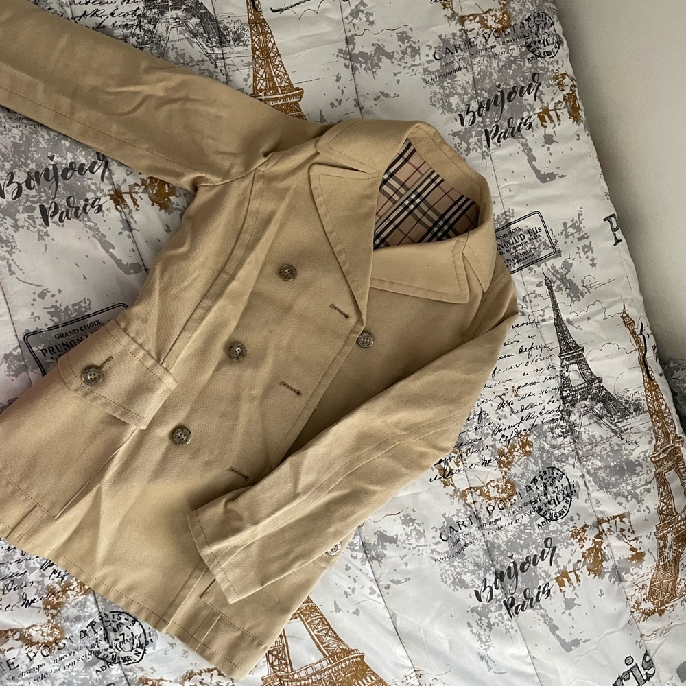 Short Burberry Trench Coat
